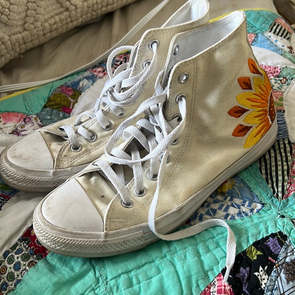 Sunflower Converse